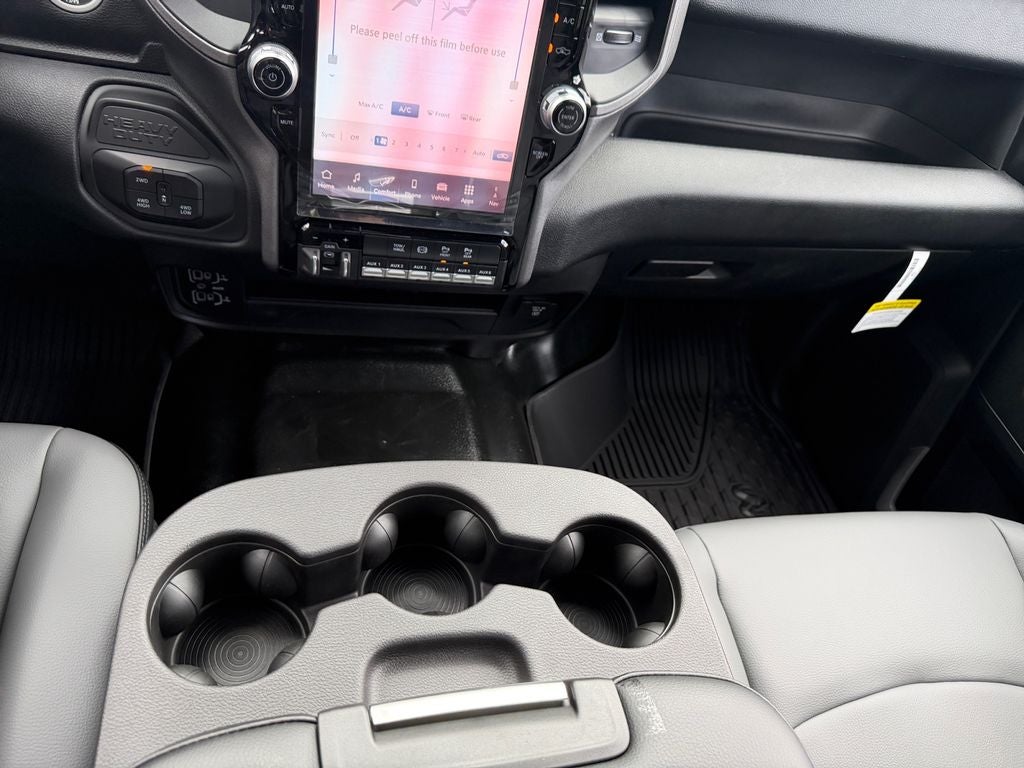 2026 RAM Ram 3500 RAM 3500 TRADESMAN CREW CAB 4X4 8' BOX