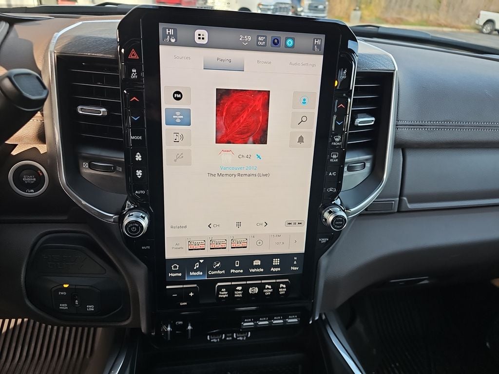 2025 RAM 3500 Laramie Crew Cab 4x4 8' Box