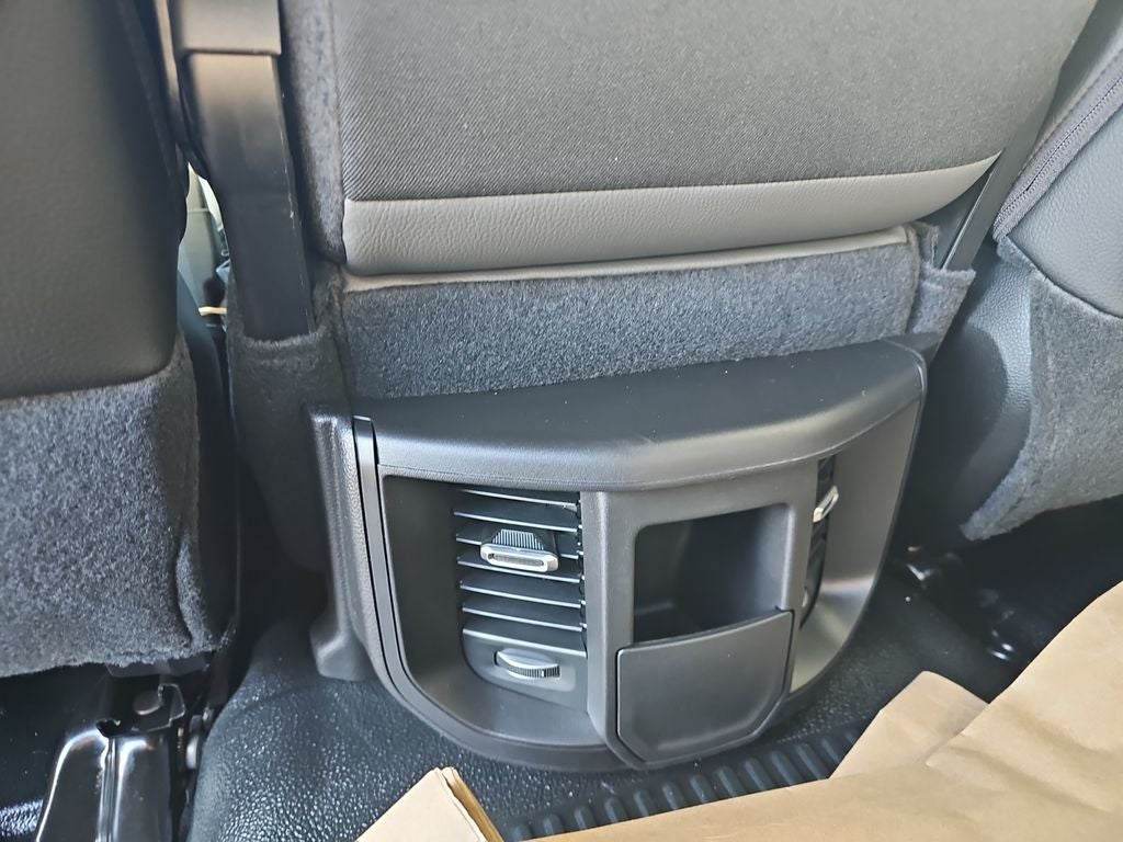 2026 RAM Ram 3500 Chassis Cab RAM 3500 TRADESMAN CREW CAB CHASSIS 4X4 60' CA