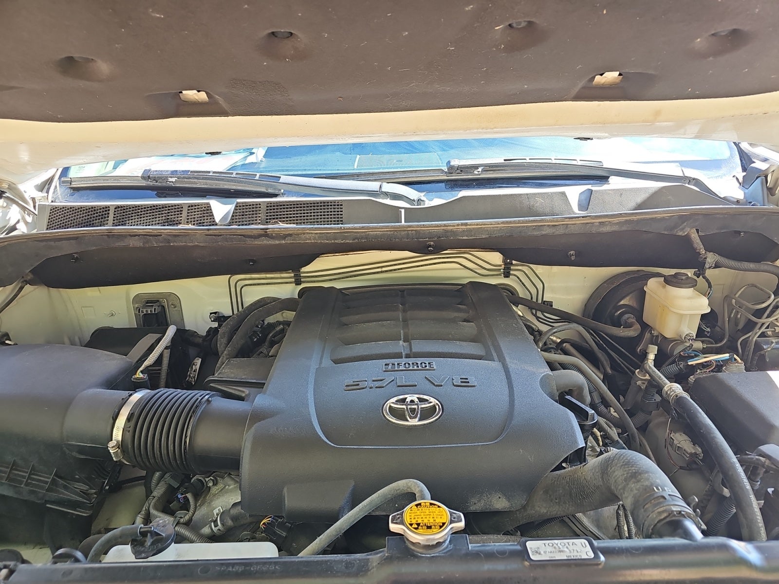 2014 Toyota Tundra SR5 5.7L V8