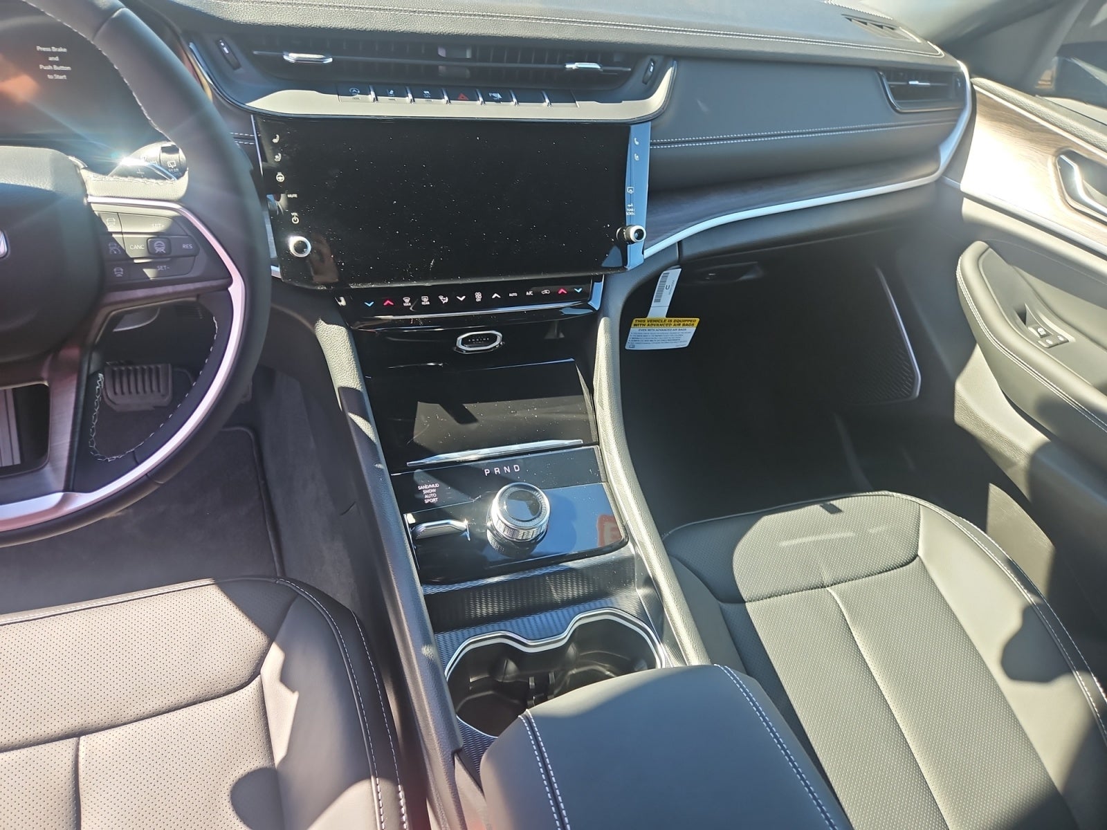 2027 Jeep Grand Cherokee Limited Reserve