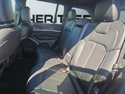 2027 Jeep Grand Cherokee Limited Reserve