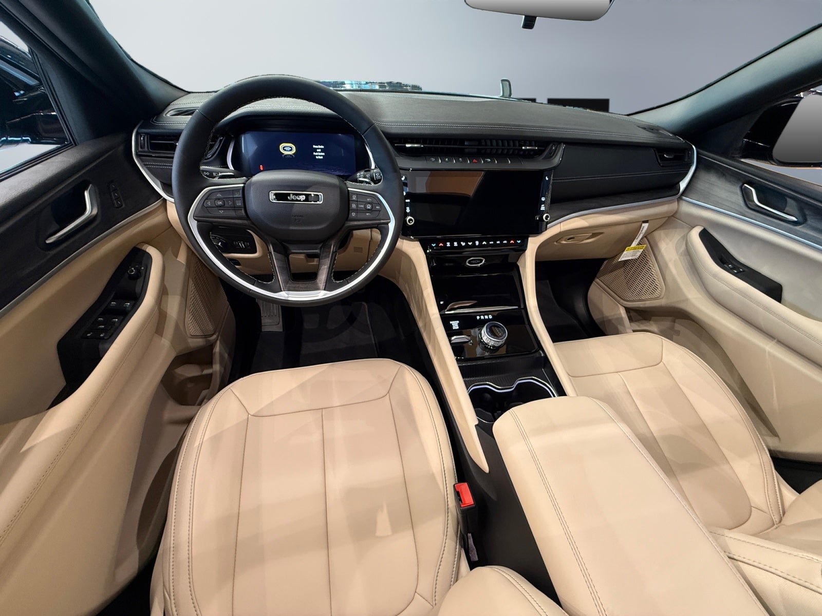 2027 Jeep Grand Cherokee GRAND CHEROKEE LIMITED 4X4