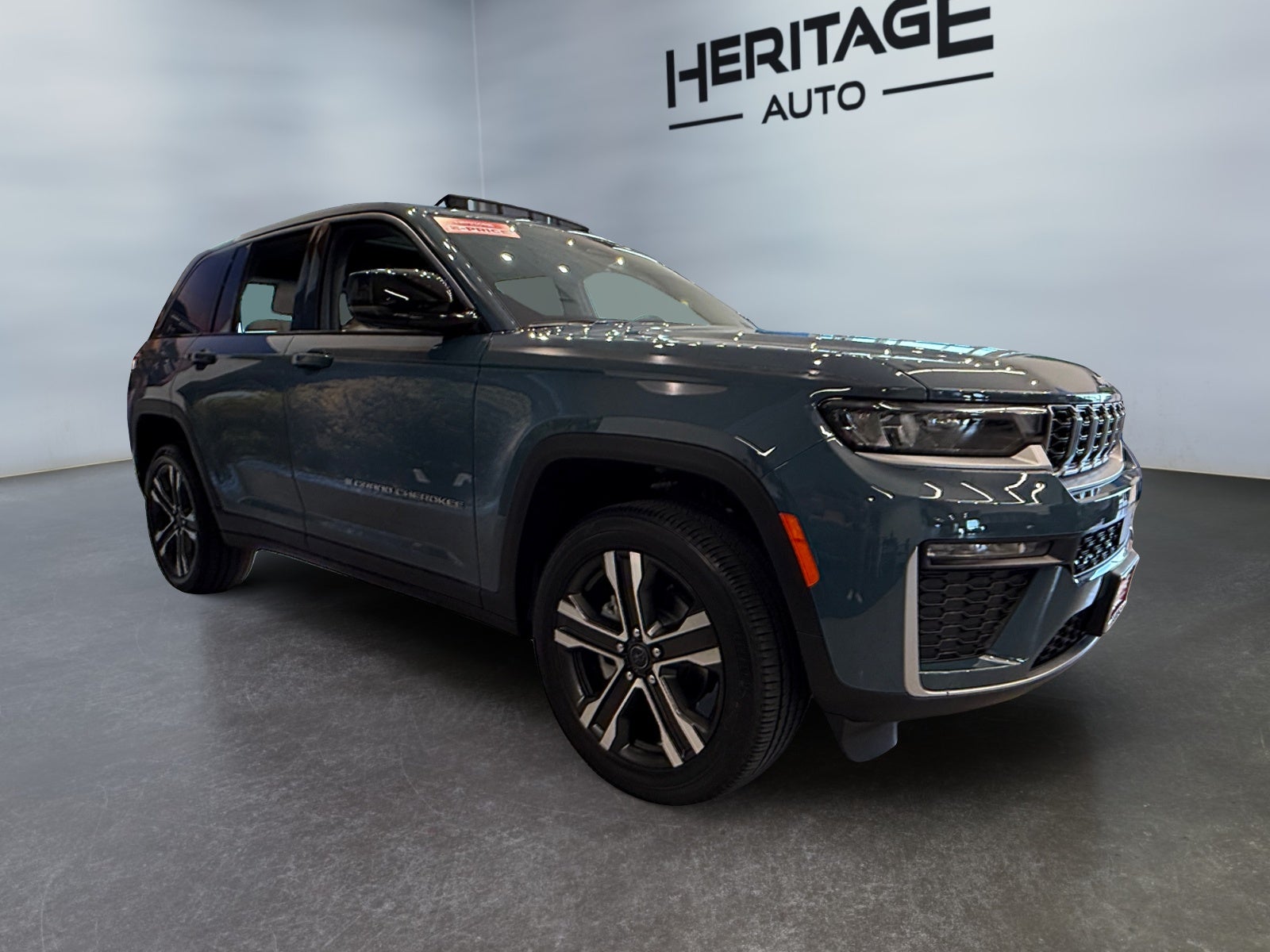 2027 Jeep Grand Cherokee GRAND CHEROKEE LIMITED 4X4