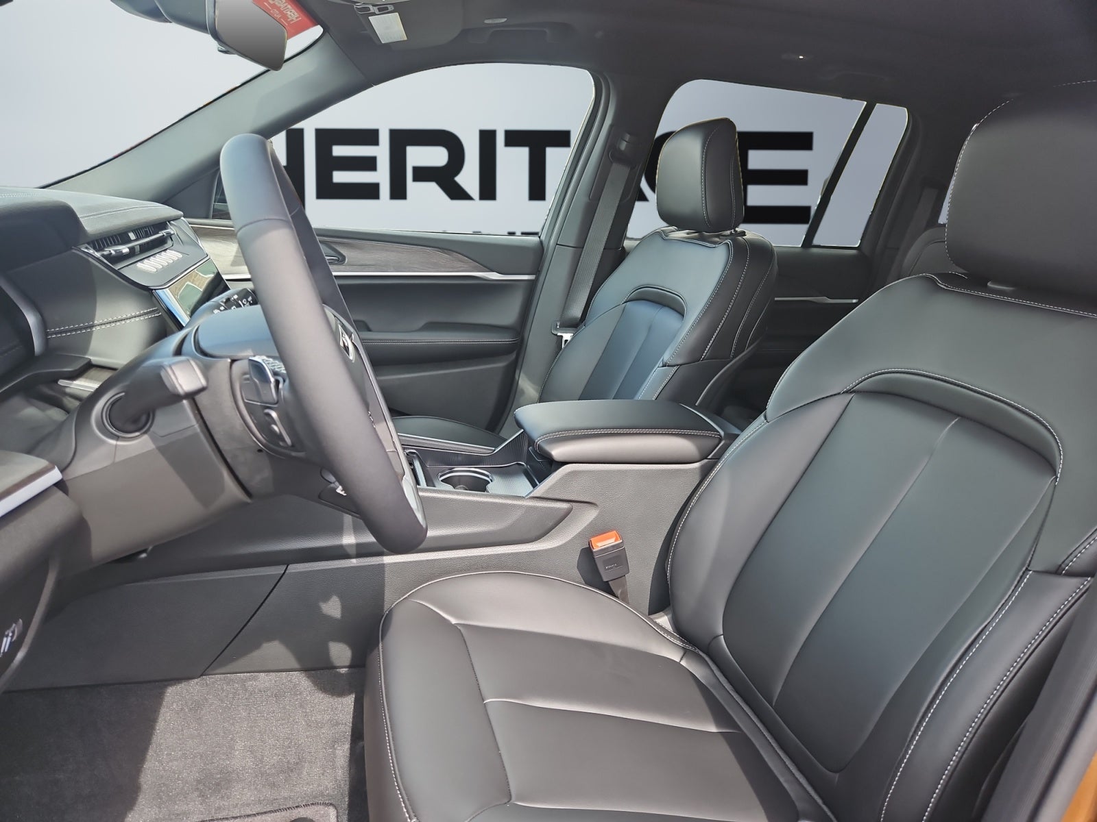 2027 Jeep Grand Cherokee GRAND CHEROKEE LIMITED 4X4