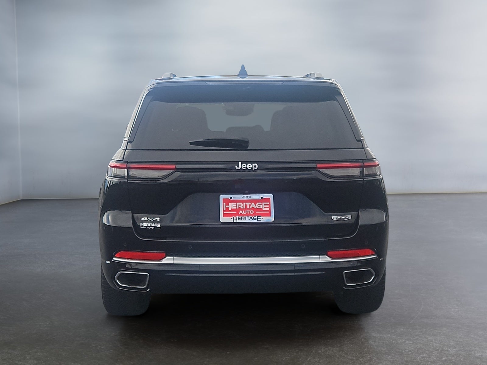 2023 Jeep Grand Cherokee Summit 4x4