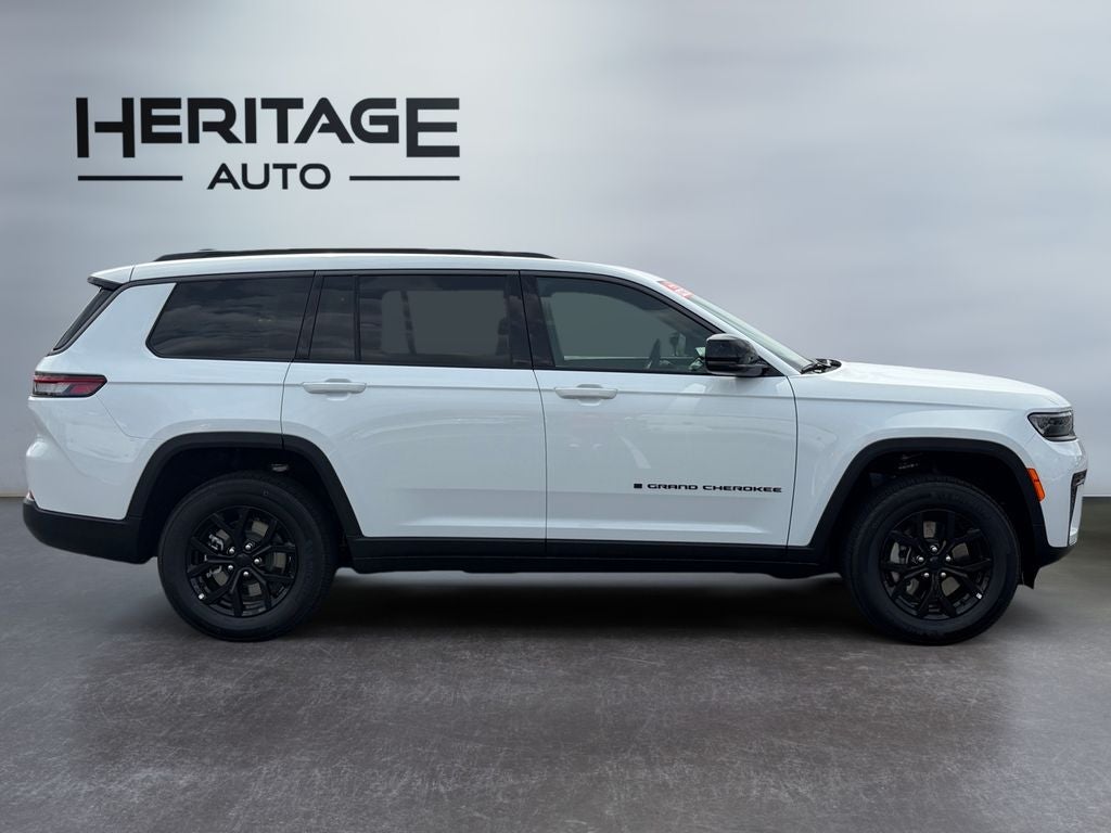 2026 Jeep Grand Cherokee GRAND CHEROKEE L LAREDO ALTITUDE 4X4