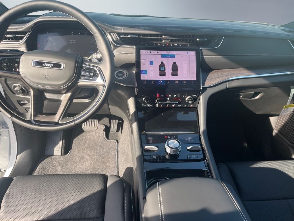 2025 Jeep Grand Cherokee GRAND CHEROKEE L OVERLAND 4X4