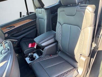 2026 Jeep Grand Cherokee GRAND CHEROKEE L SUMMIT 4X4