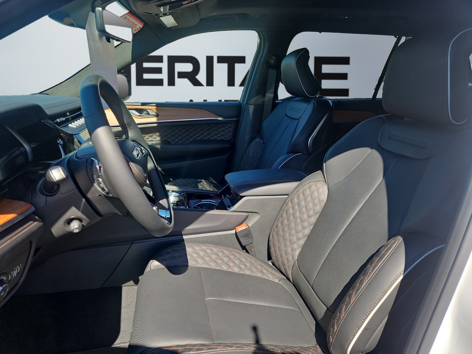 2027 Jeep Grand Cherokee GRAND CHEROKEE L SUMMIT 4X4