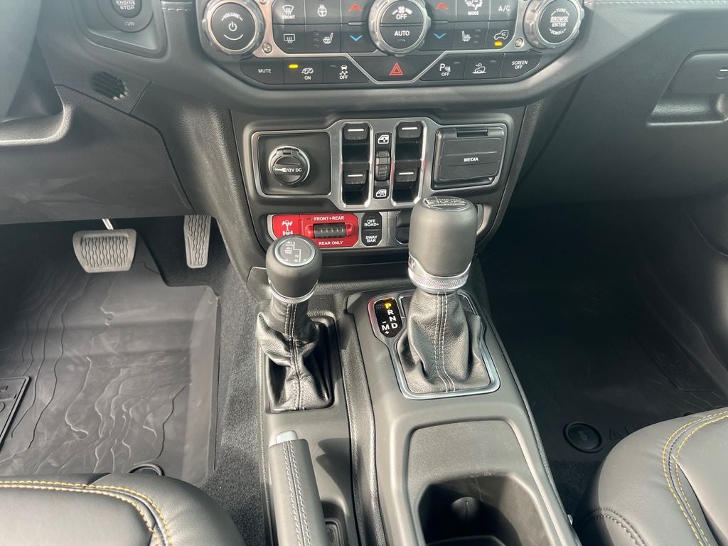 2025 Jeep Wrangler WRANGLER 4-DOOR RUBICON 392