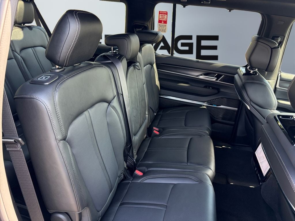 2026 Jeep Grand Wagoneer GRAND WAGONEER L SUMMIT OBSIDIAN 4X4