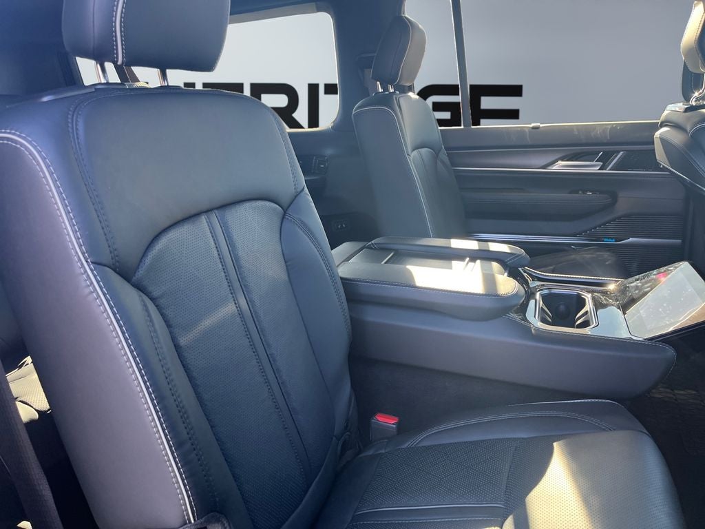 2025 Jeep Grand Wagoneer L Obsidian 4x4