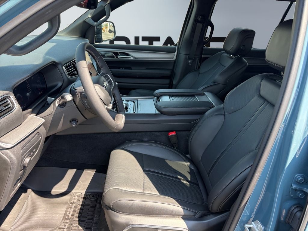 2026 Jeep Grand Wagoneer GRAND WAGONEER UPLAND 4X4