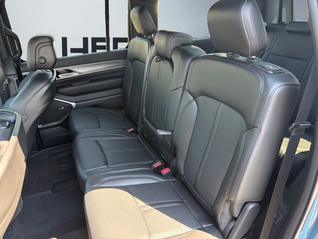 2026 Jeep Grand Wagoneer GRAND WAGONEER UPLAND 4X4