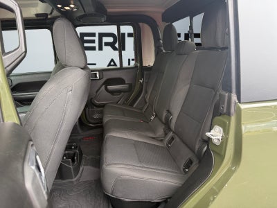 2022 Jeep Gladiator Sport S 4x4