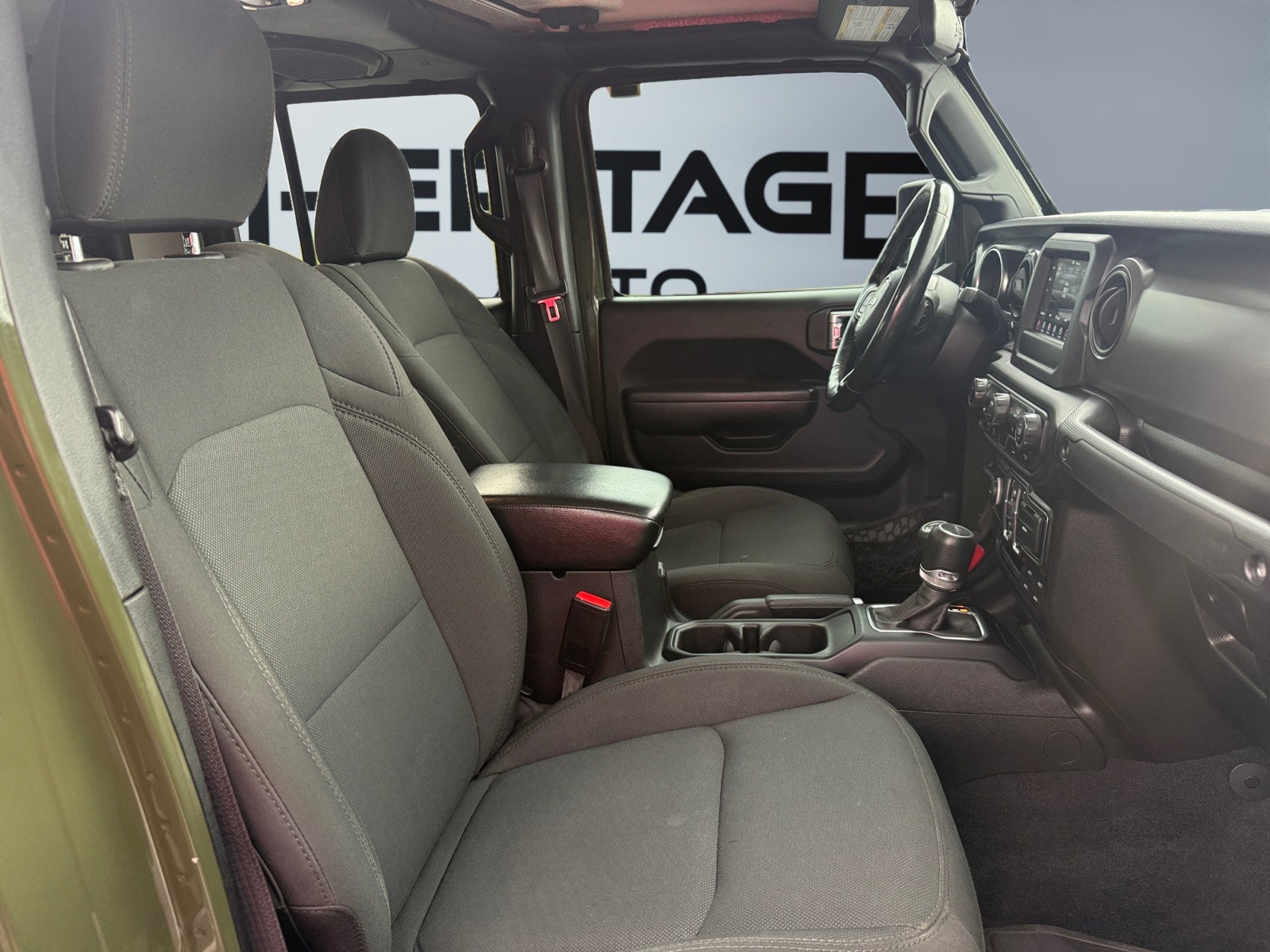 2022 Jeep Gladiator Sport S 4x4