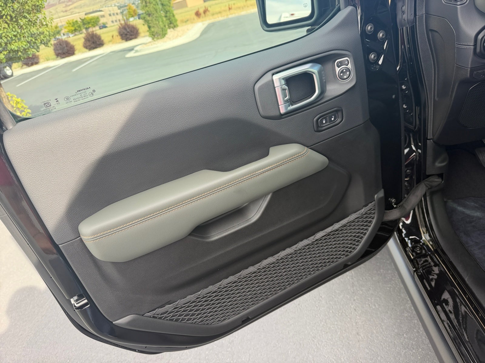 2027 Jeep Gladiator GLADIATOR MOJAVE 4X4