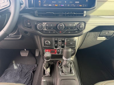 2027 Jeep Gladiator GLADIATOR MOJAVE 4X4