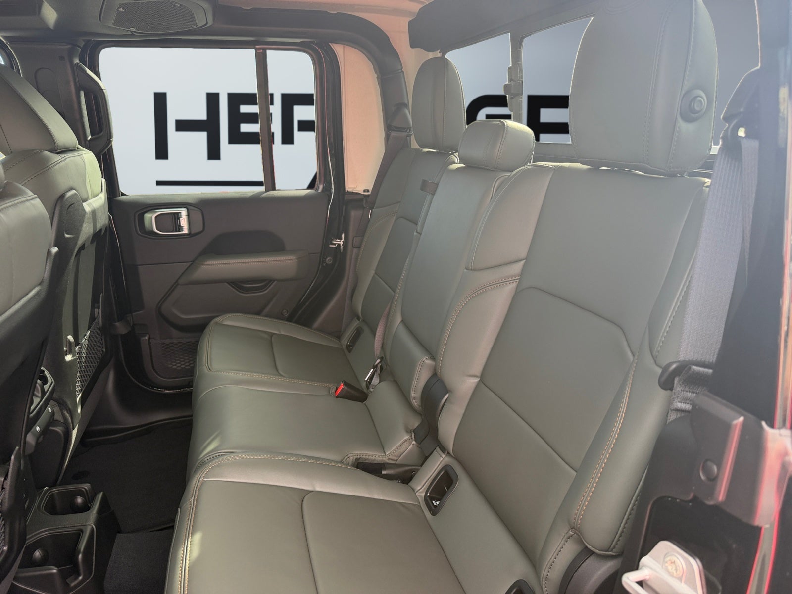 2027 Jeep Gladiator GLADIATOR MOJAVE 4X4