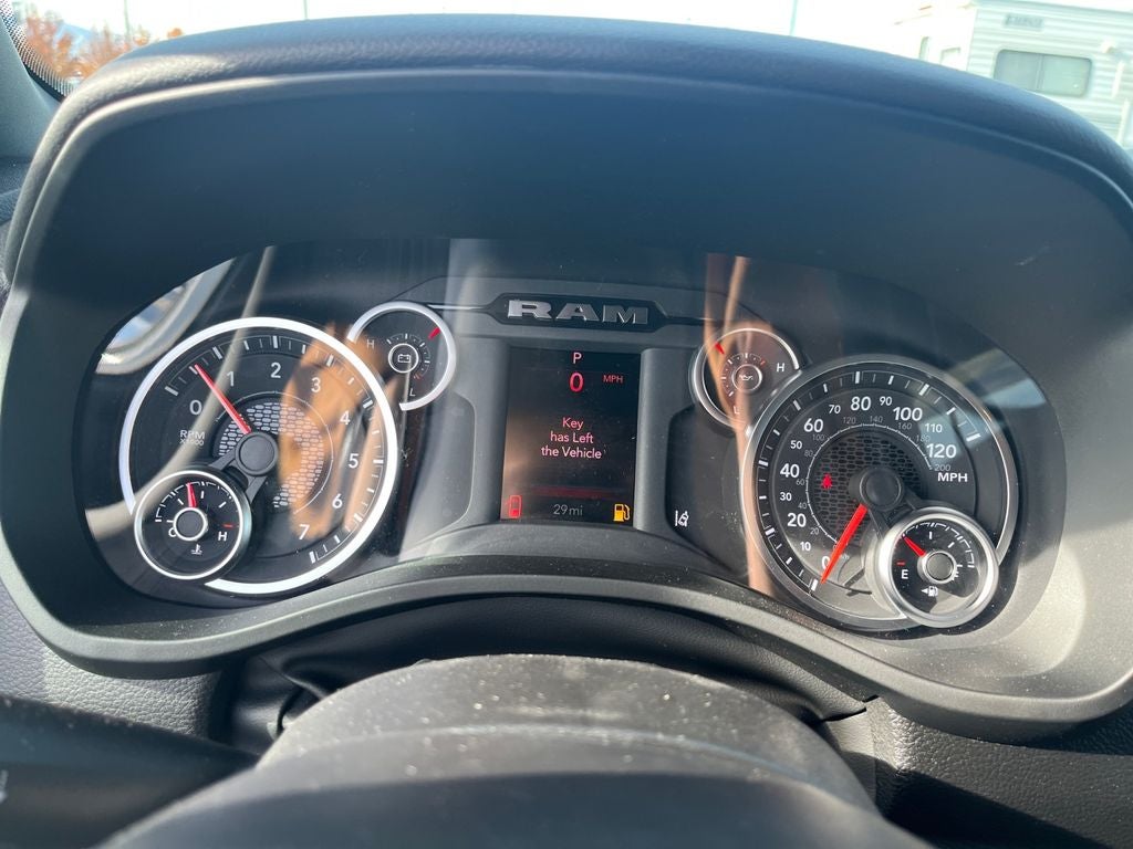 2025 RAM Ram 1500 RAM 1500 BIG HORN CREW CAB 4X4 5'7' BOX