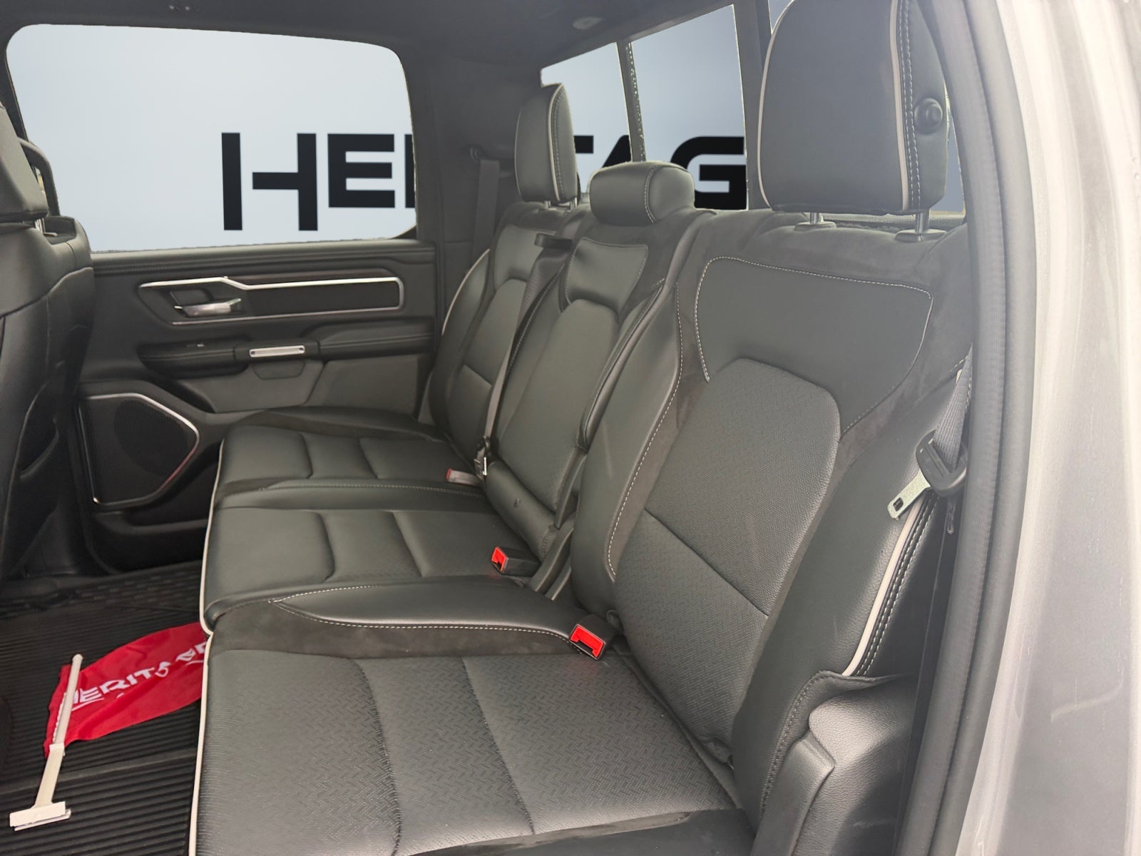 2025 RAM 1500 Laramie Crew Cab 4x4 6'4' Box