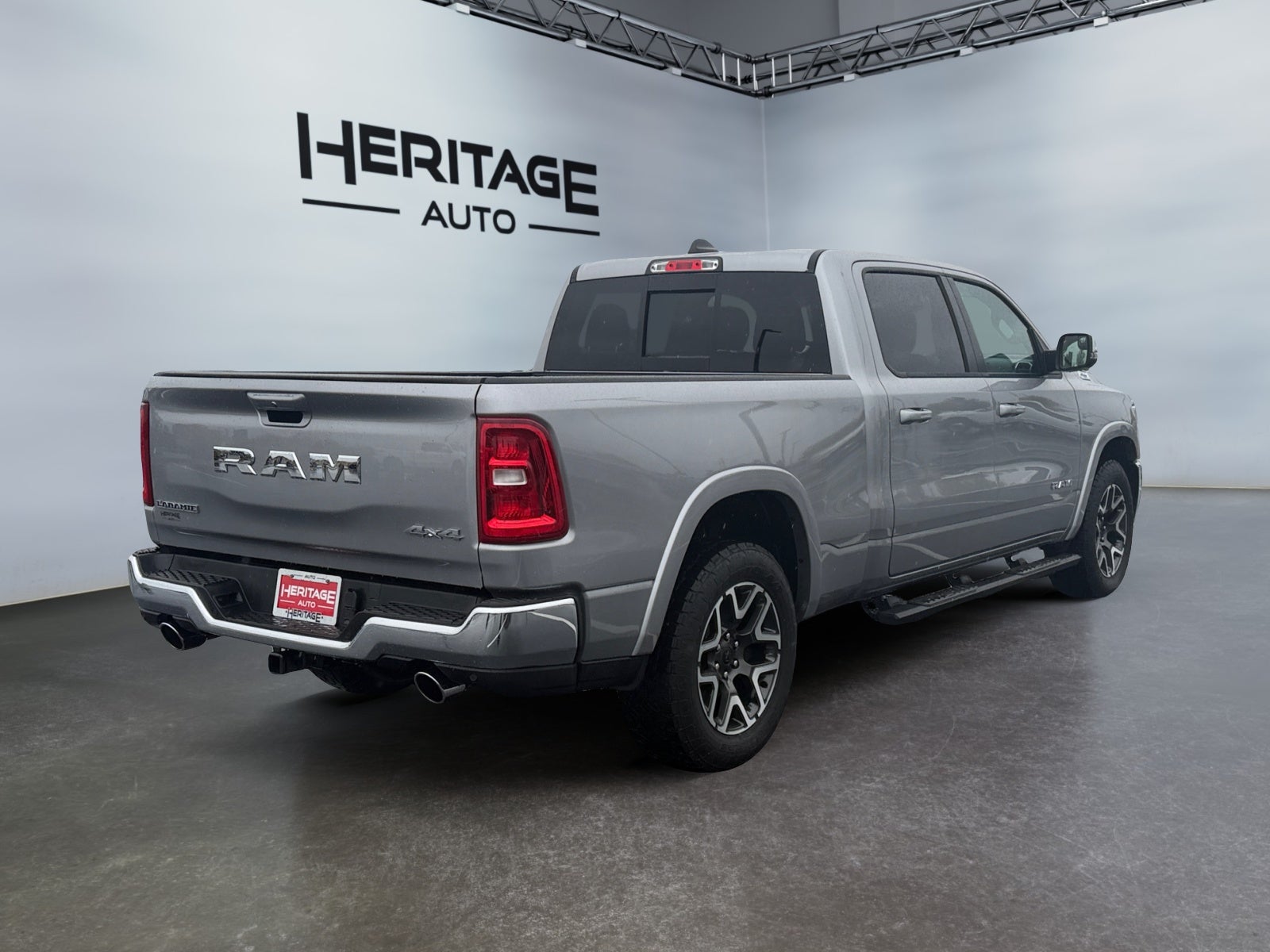 2025 RAM 1500 Laramie Crew Cab 4x4 6'4' Box