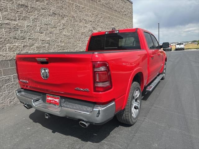 2020 RAM 1500 Laramie Crew Cab 4x4 6'4' Box