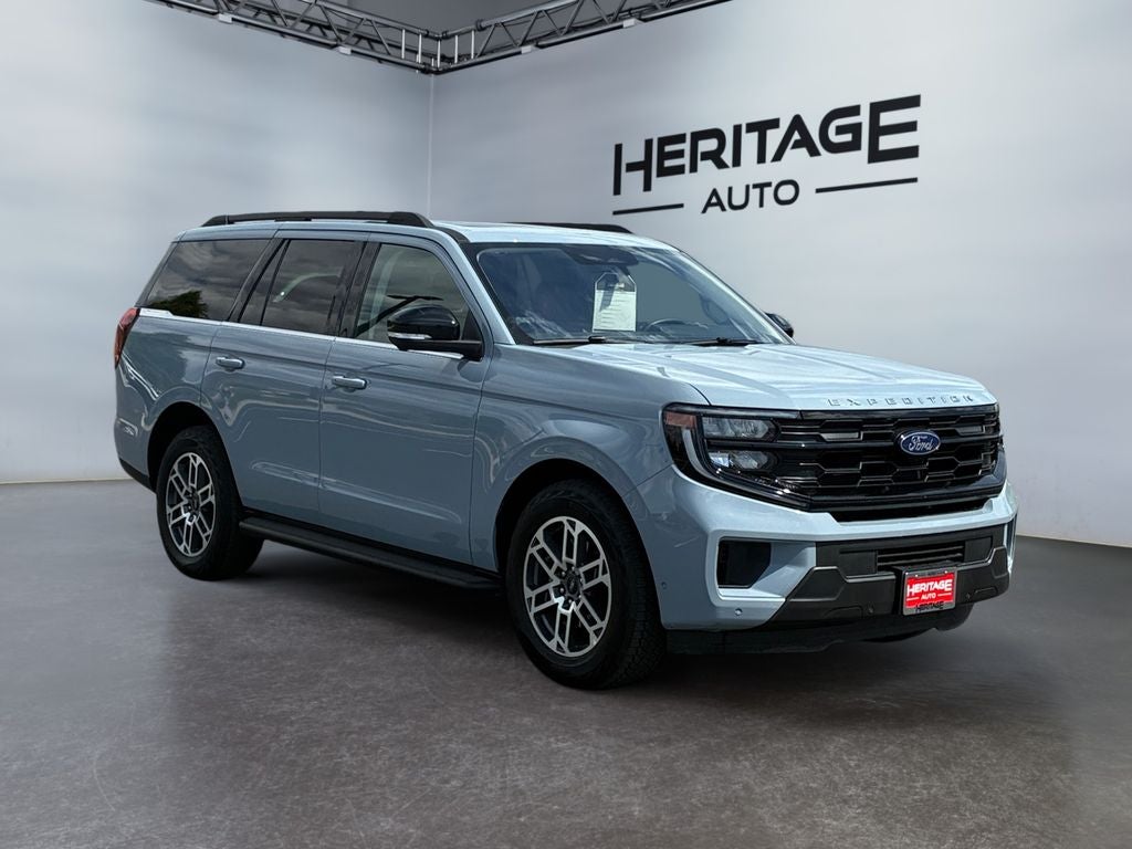 2025 Ford Expedition Active