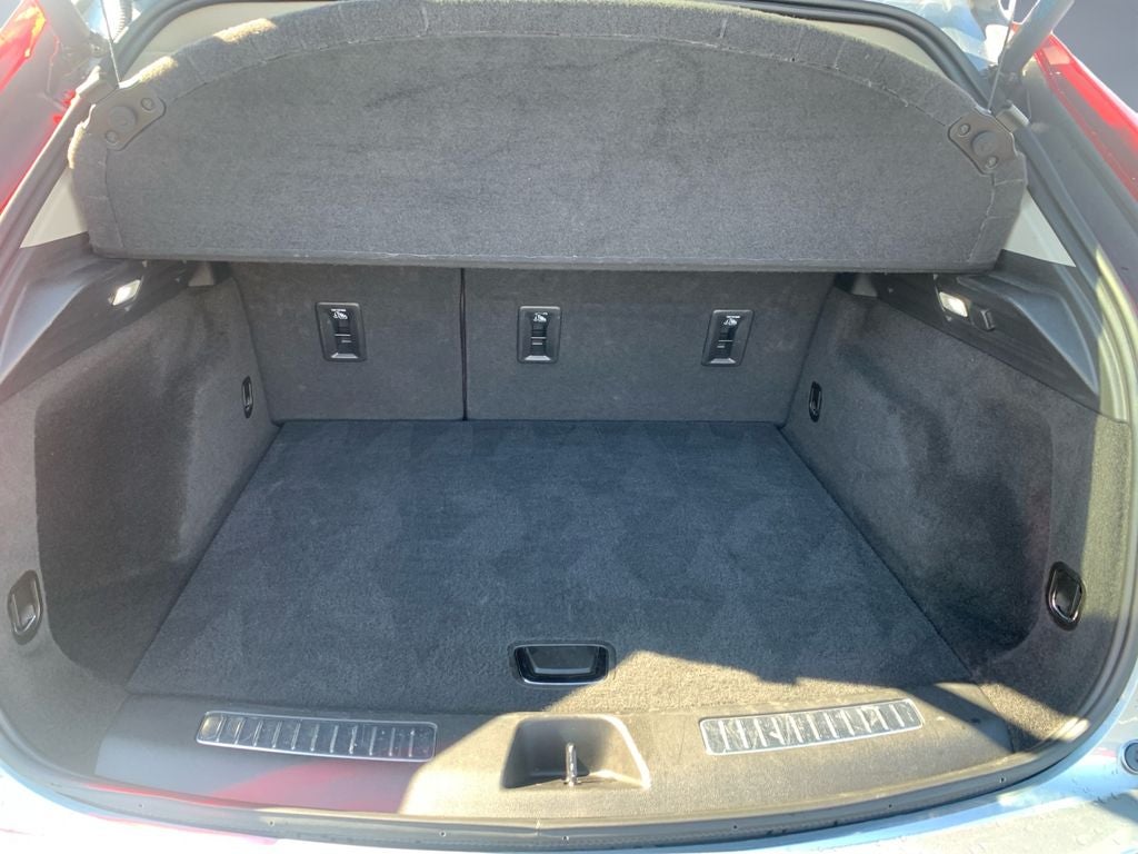 2023 Cadillac XT4 AWD Premium Luxury