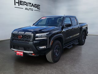 2025 Nissan Frontier Crew Cab PRO-4X 4x4