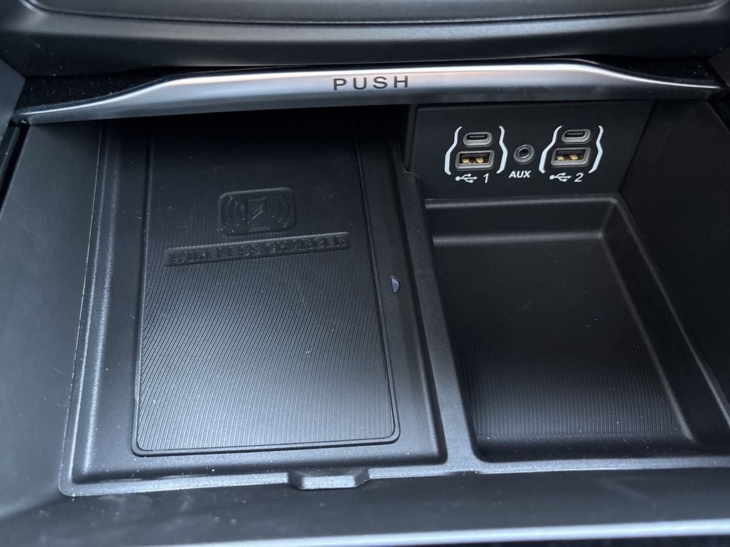 2024 Chrysler Pacifica PACIFICA LIMITED