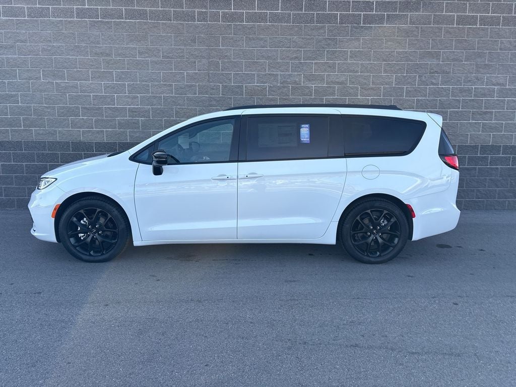 2024 Chrysler Pacifica PACIFICA LIMITED