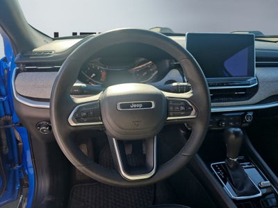 2023 Jeep Compass Latitude Lux FWD