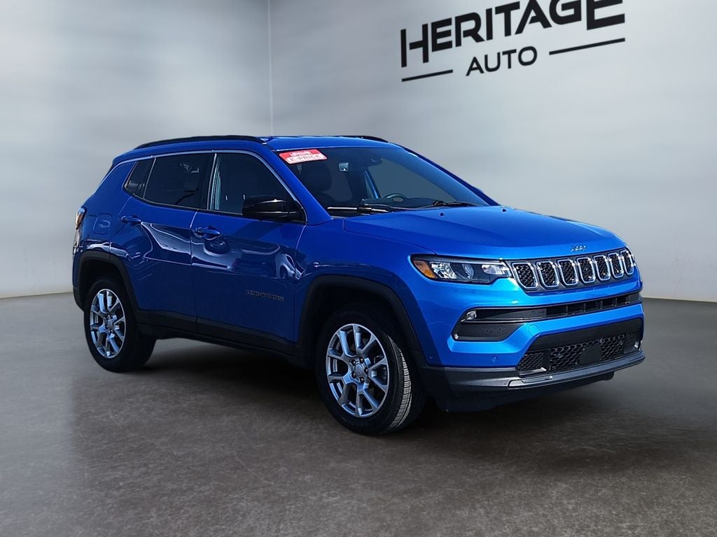 2023 Jeep Compass Latitude Lux FWD