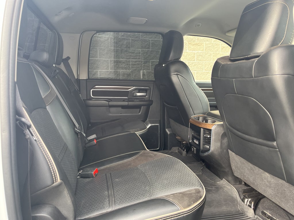 2024 RAM 3500 Laramie Crew Cab 4x4 8' Box