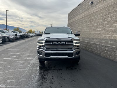 2024 RAM 3500 Laramie Crew Cab 4x4 8' Box