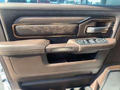 2026 RAM Ram 3500 RAM 3500 LIMITED LONGHORN CREW CAB 4X4 8' BOX