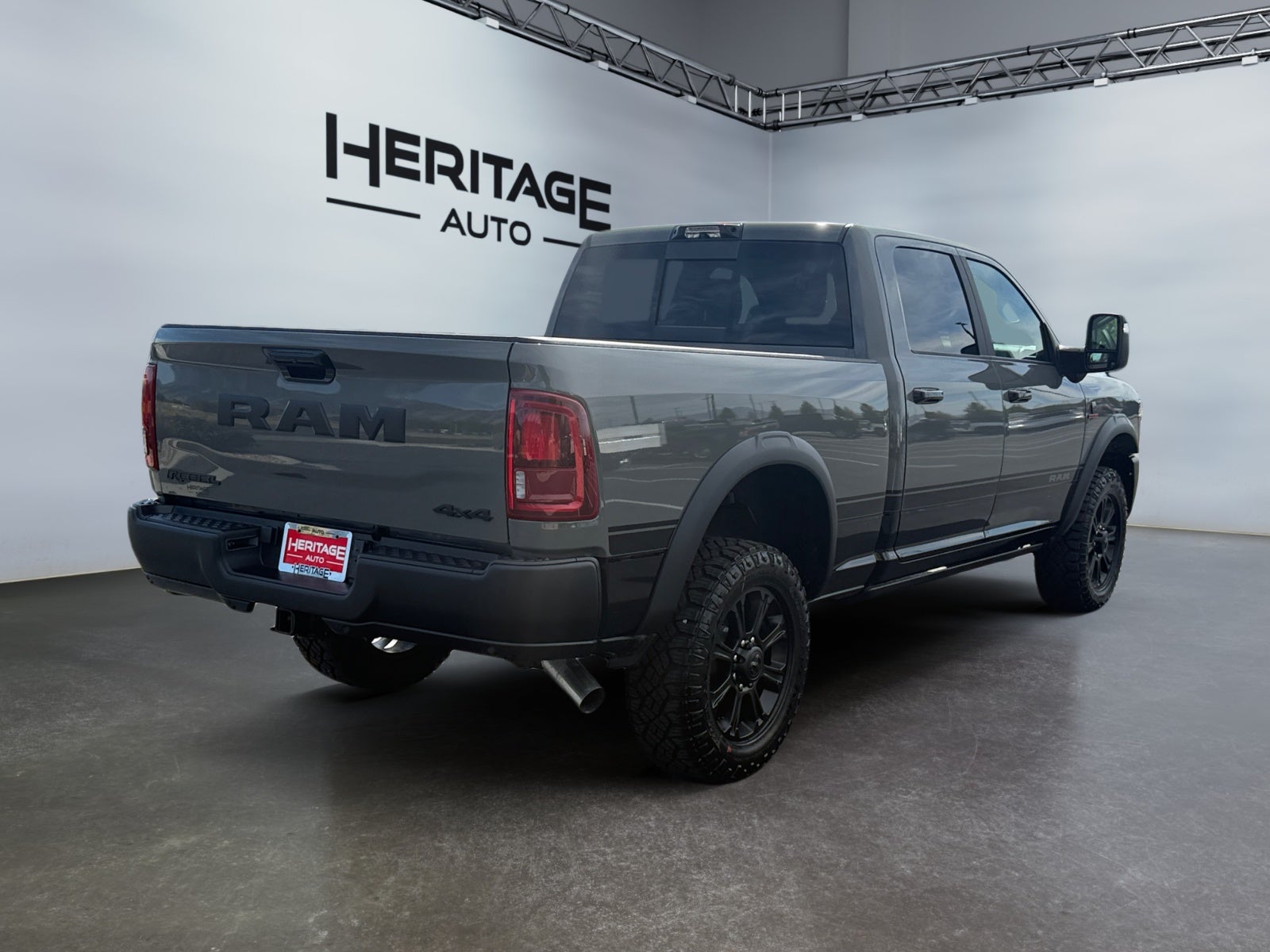 2027 RAM 2500 RAM 2500 REBEL CREW CAB 4X4 6'4' BOX