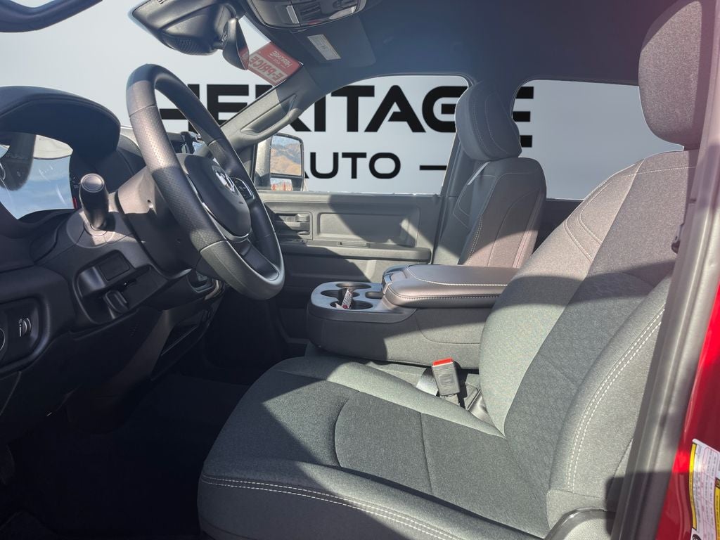 2025 RAM Ram 2500 RAM 2500 TRADESMAN CREW CAB 4X4 8' BOX