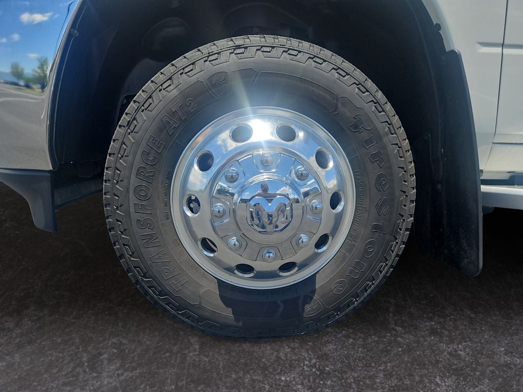 2023 RAM 3500 Laramie Crew Cab 4x4 8' Box