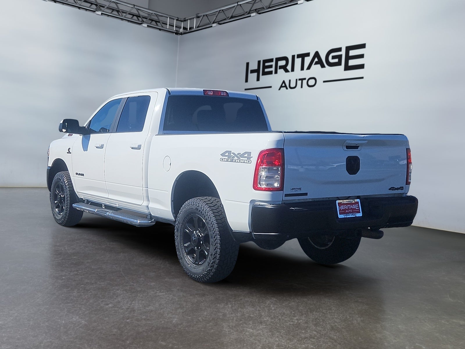 2021 RAM 2500 Big Horn Crew Cab 4x4 6'4' Box