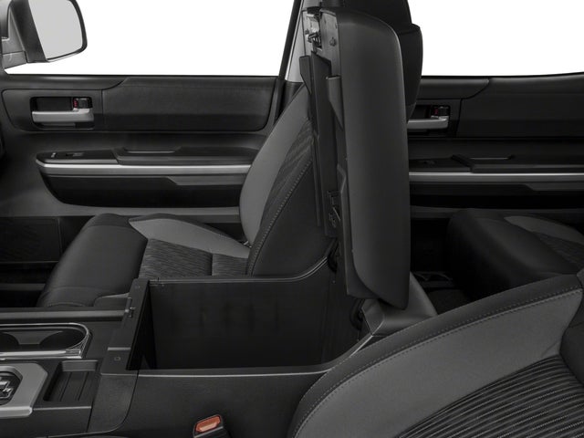 2017 Toyota Tundra SR5 5.7L V8