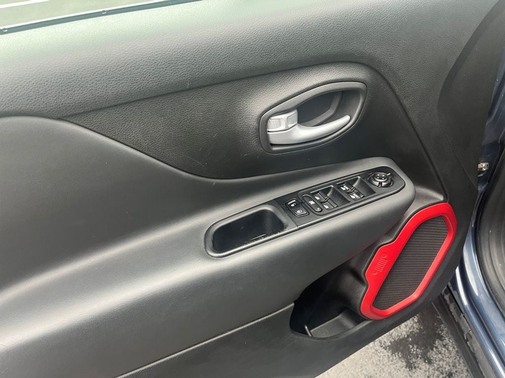 2023 Jeep Renegade Trailhawk 4x4