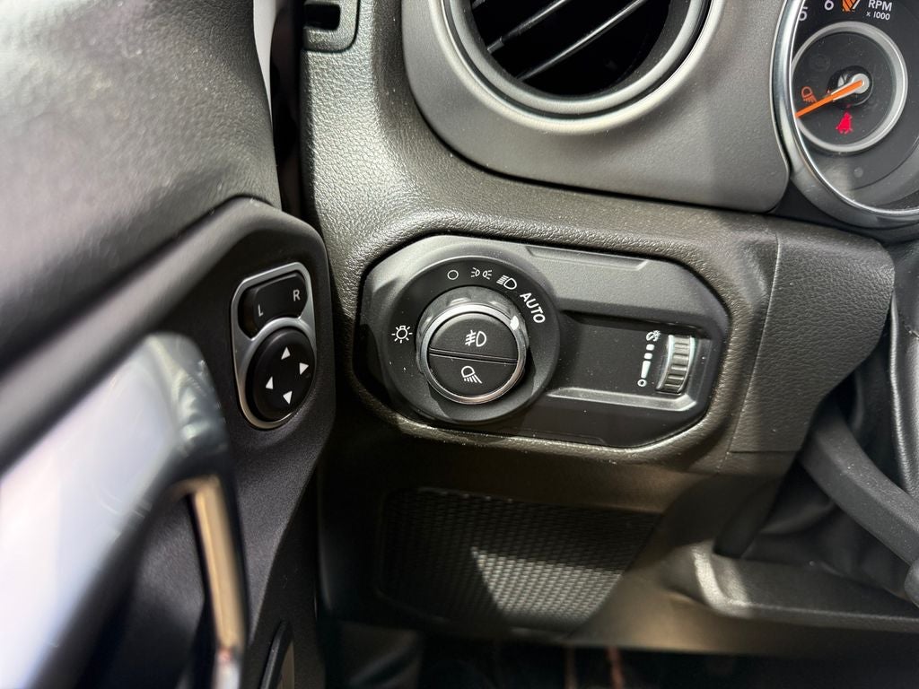 2023 Jeep Gladiator Sport S