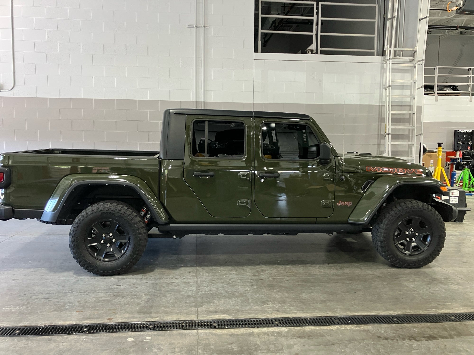 2022 Jeep Gladiator Mojave