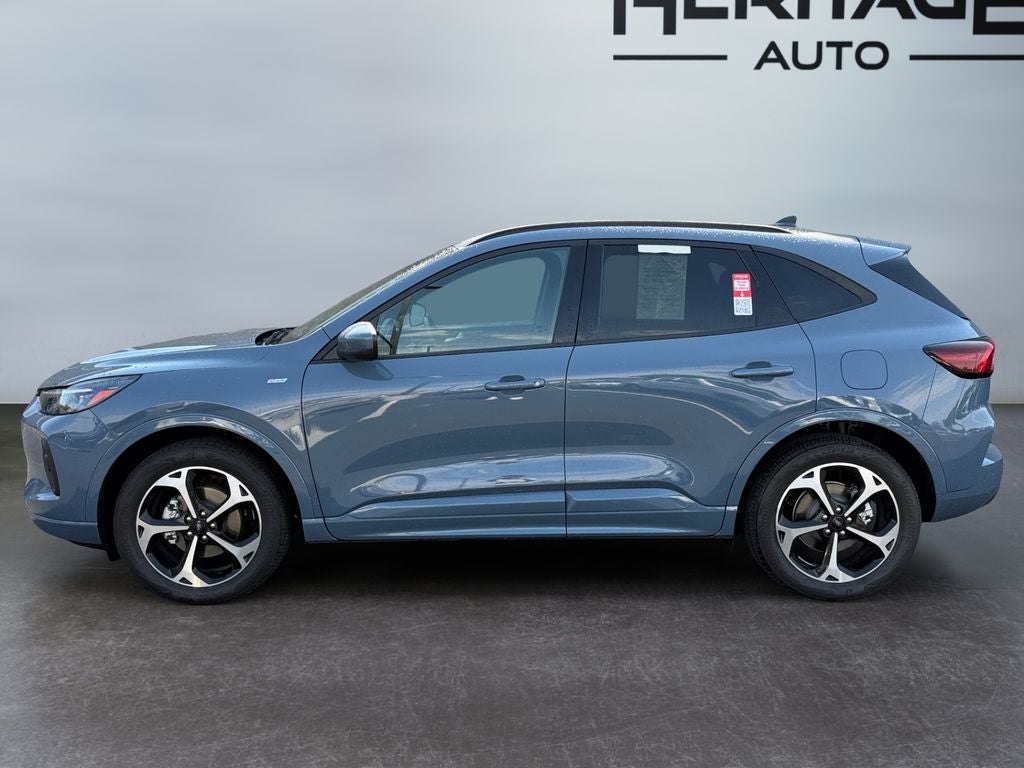 2025 Ford Escape ST-Line Elite