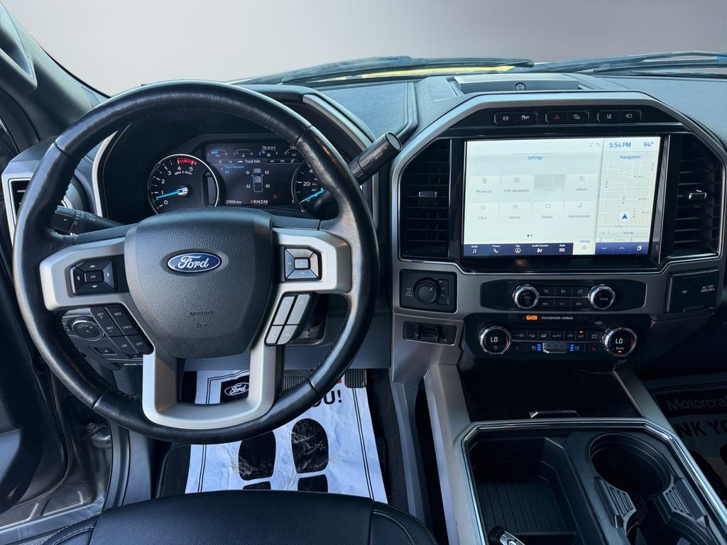 2022 Ford F-350 LARIAT