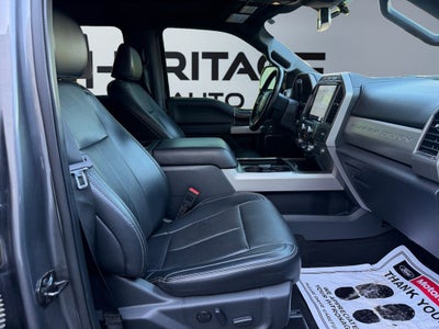 2022 Ford F-350 LARIAT