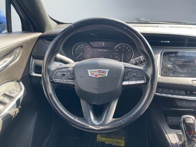 2022 Cadillac XT4 AWD Premium Luxury
